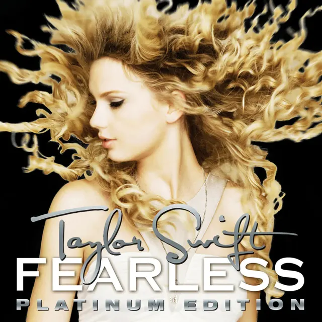 Portada de Fearless (platinum edition)